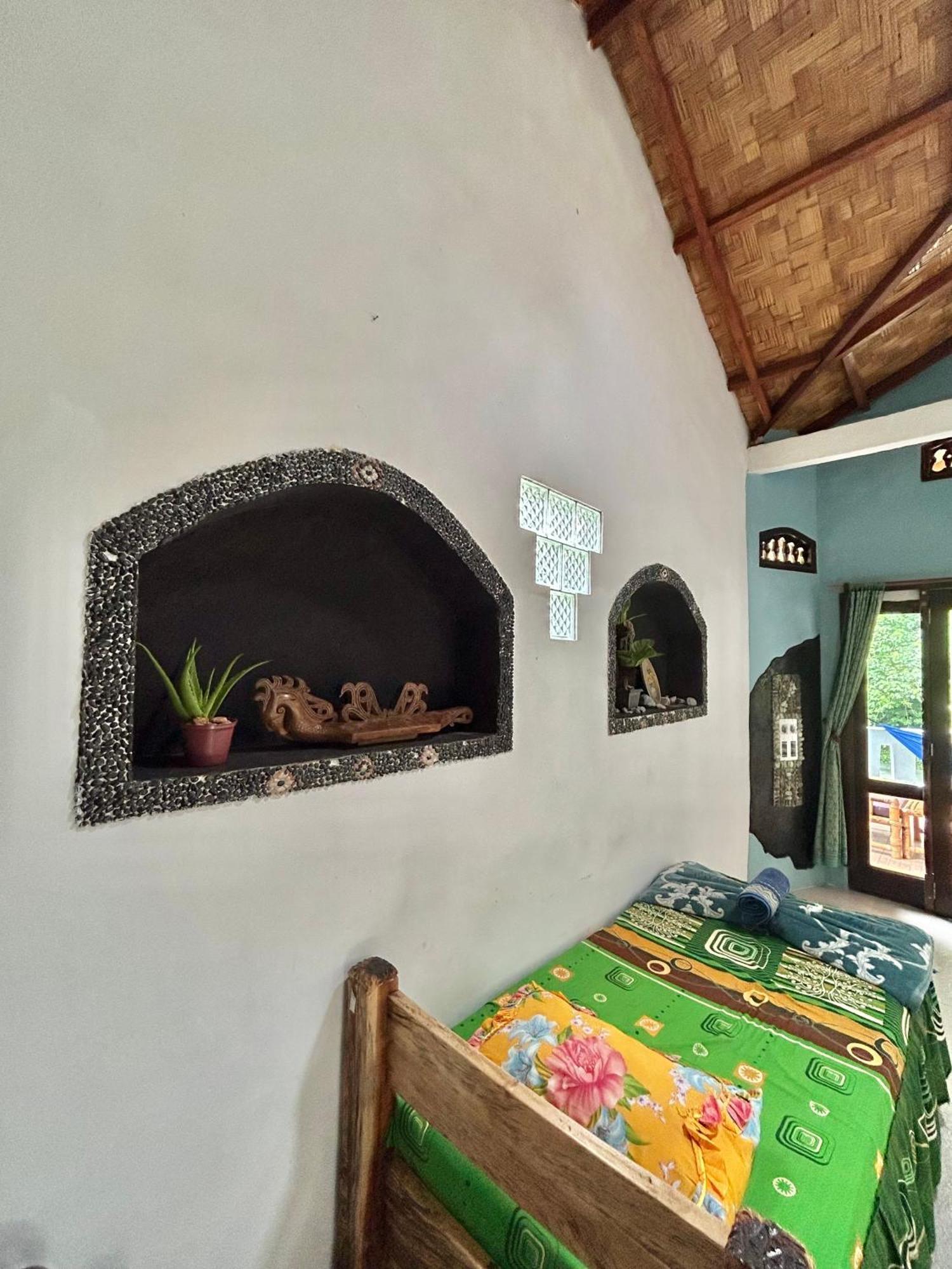 Aussie Inn Bukit Lawang Exterior photo